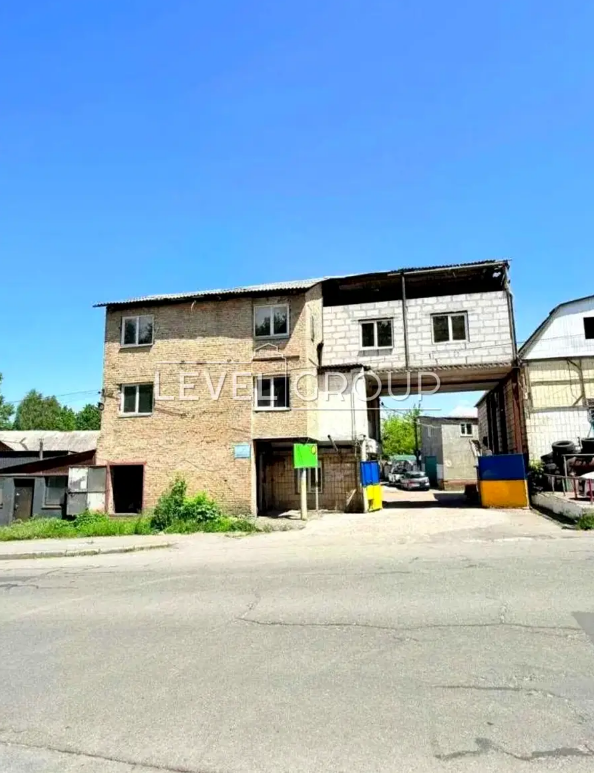 Сирецька вул., 39
