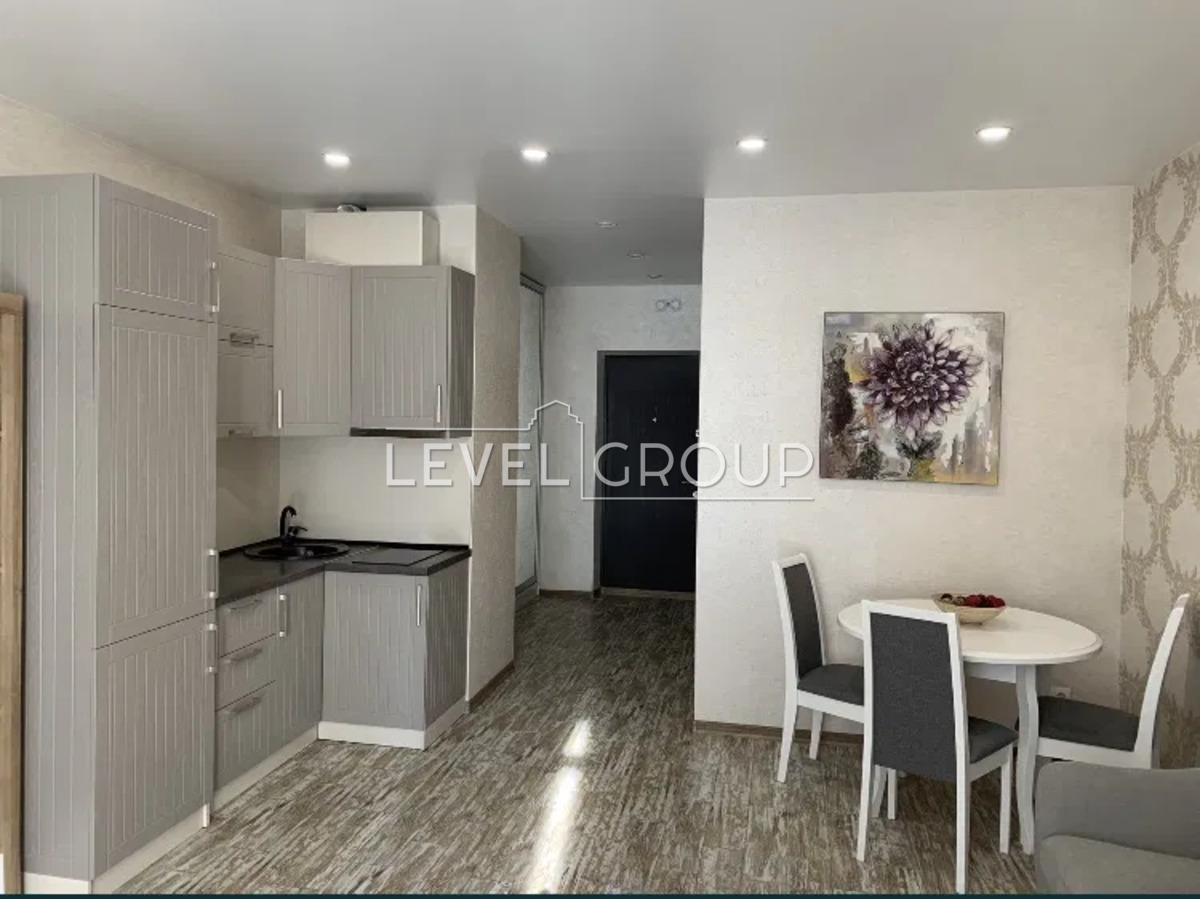 Predslavynska St., 53