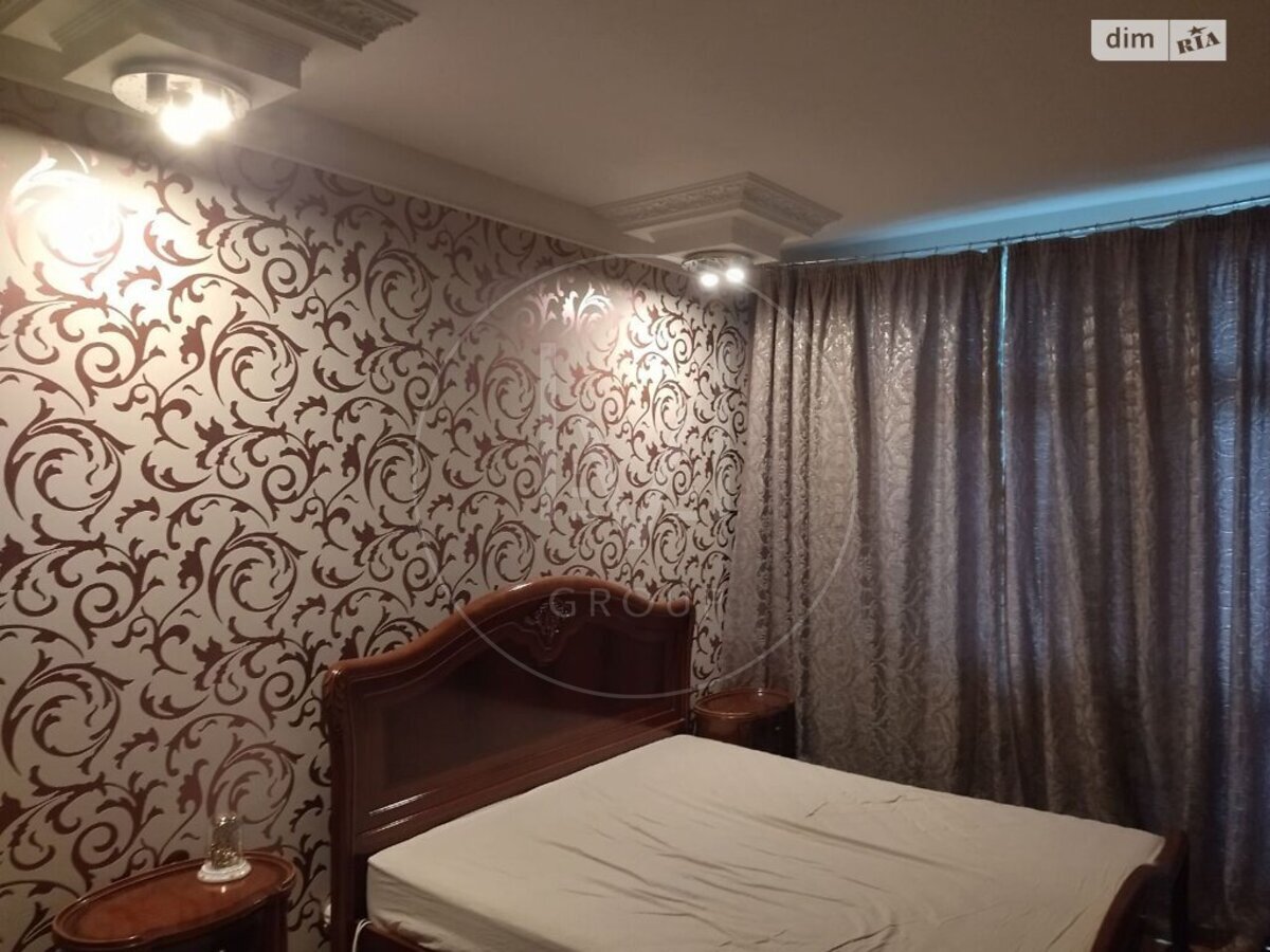 Микільсько-Слобідська вул., 1а