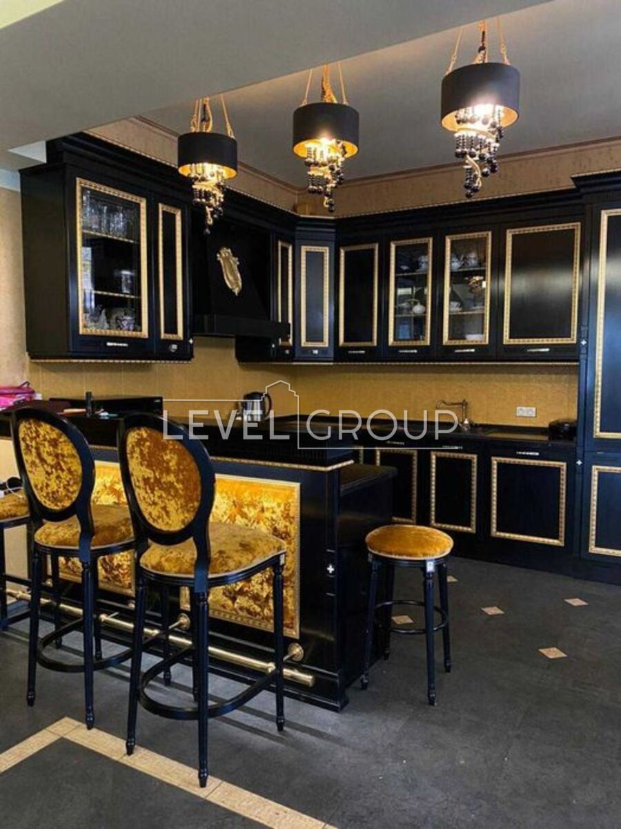 Старокиївська, 145