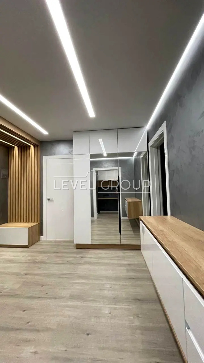 Mykola Zakrevskoho St., 95a