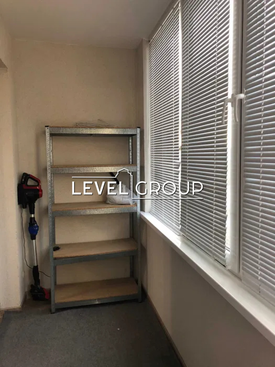 Лесі Українки, 74в