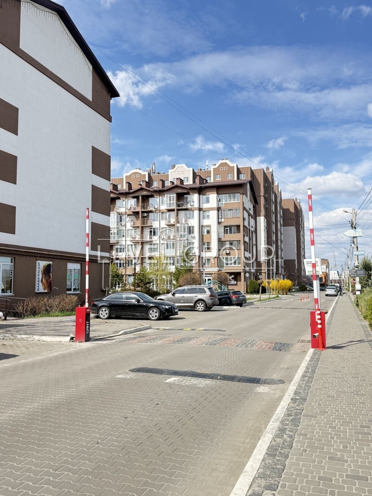 Leonid Kadenyuk St., 11