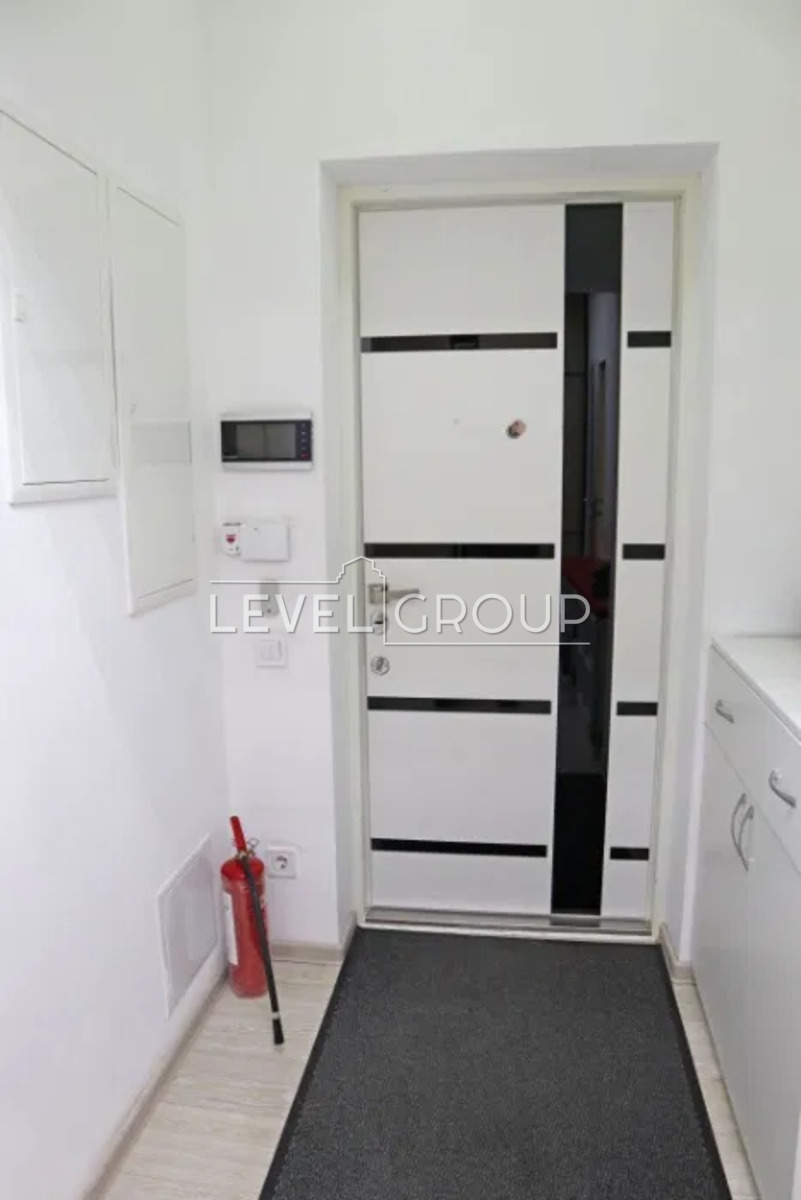 Antonovych St. (Gorky), 131