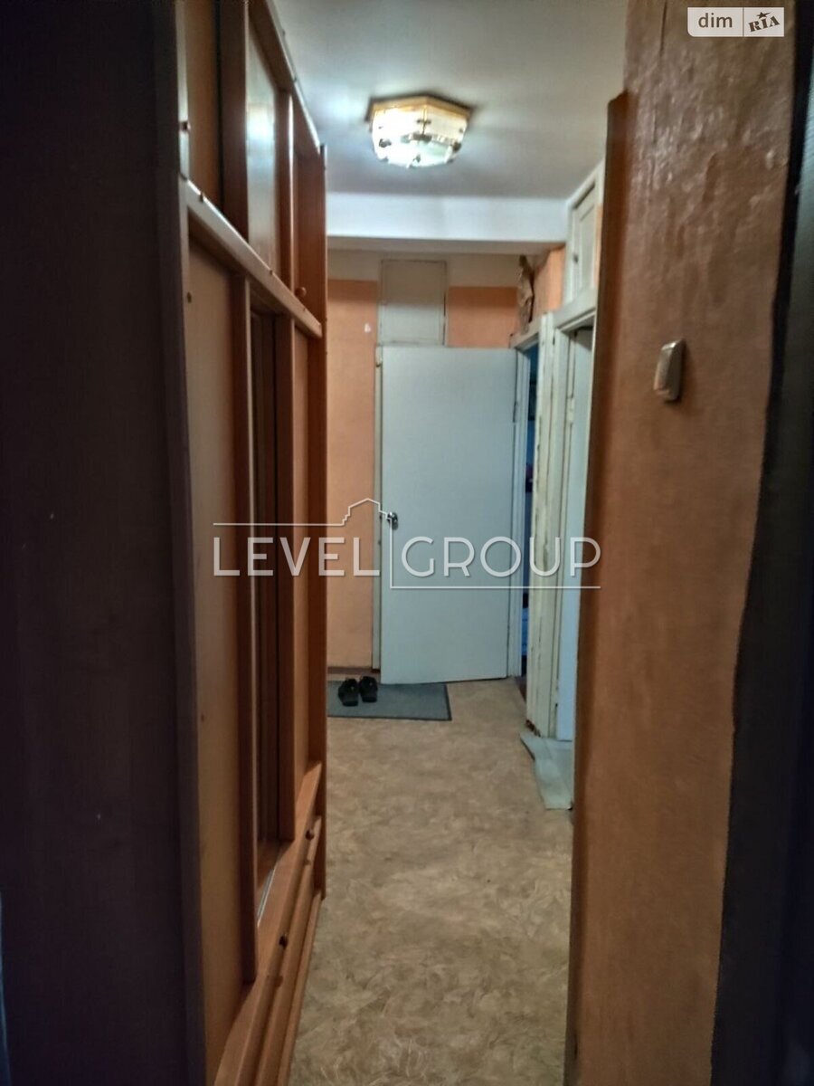 Оболонський просп., 7б