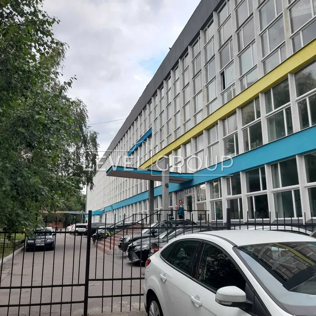Освіти вул., 3а