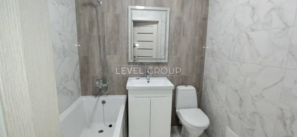 Heroes of the Heavenly Hundred Avenue, 38