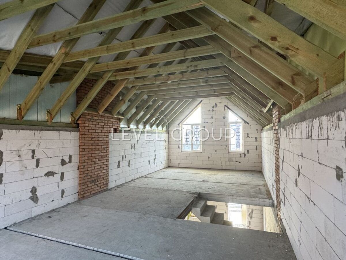 Щаслива вул., 9Б