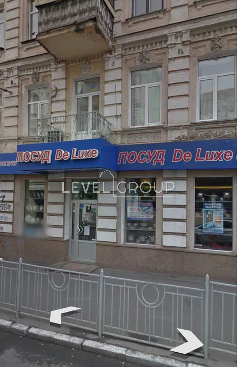 Nyzhniy Val St., 37