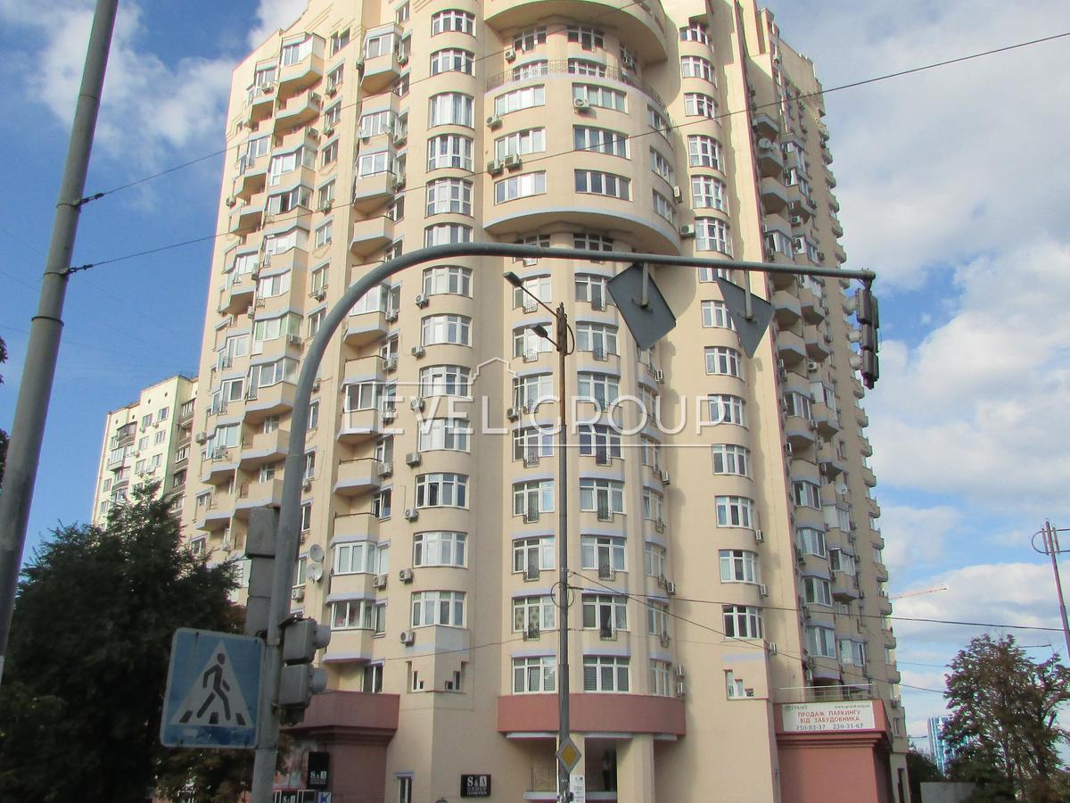 Metropolitan Vasyl Lypkivskyi St. (Urytskoho), 18