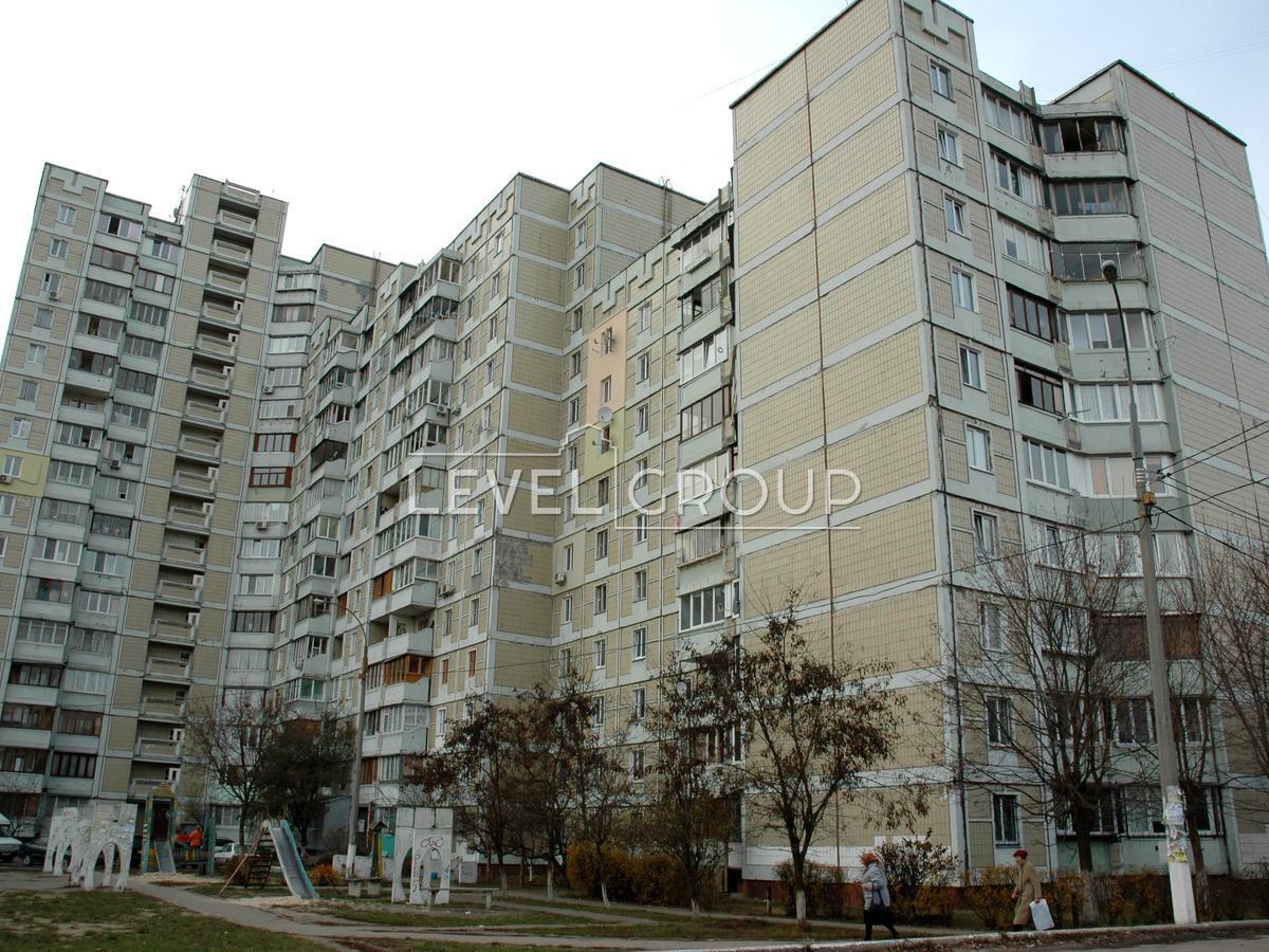 Підлісна вул., 6