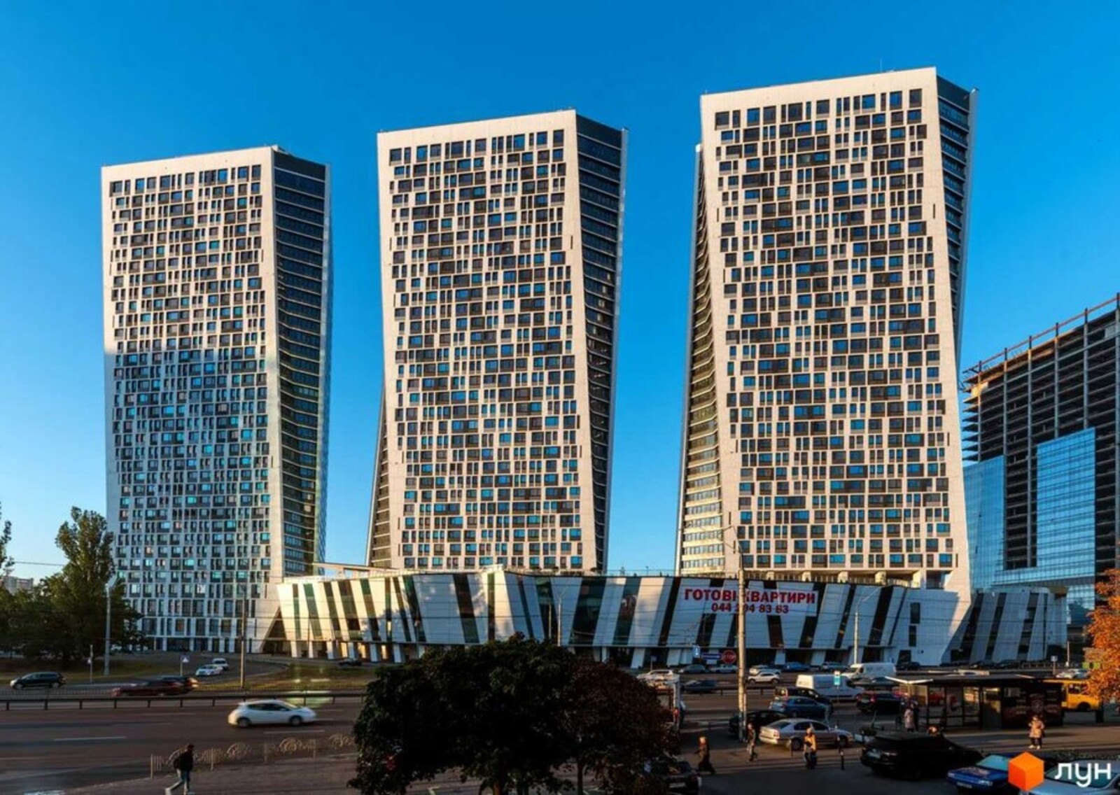 Берестейський просп. (Перемоги), 11