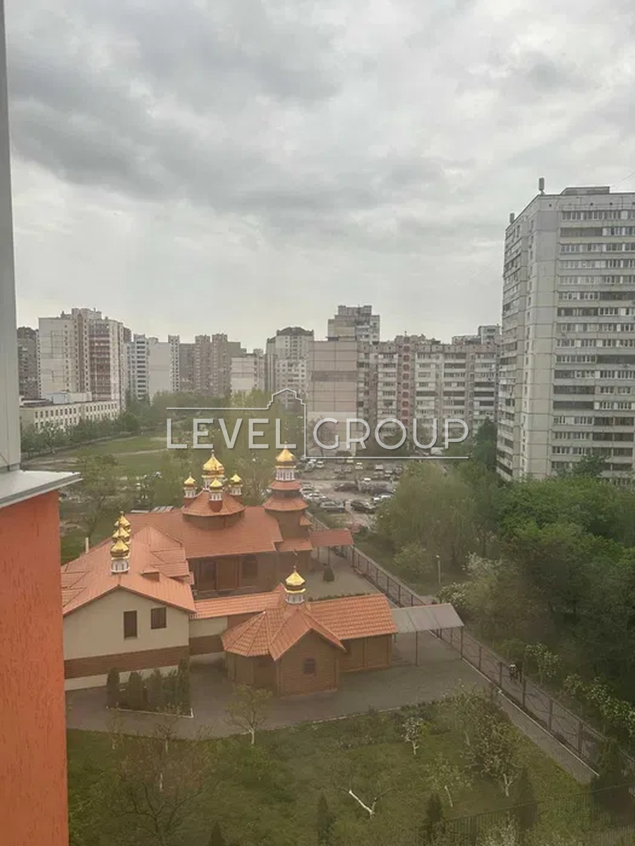 Олени Пчілки вул., 3в