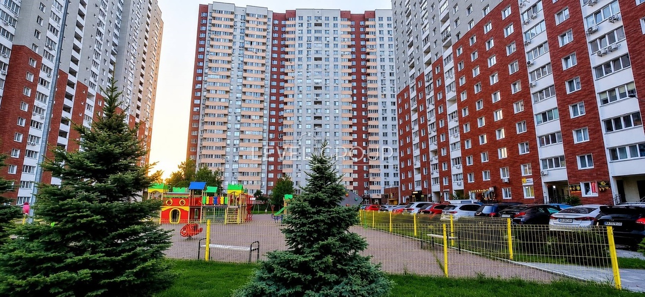 Балтійський пров., 3А