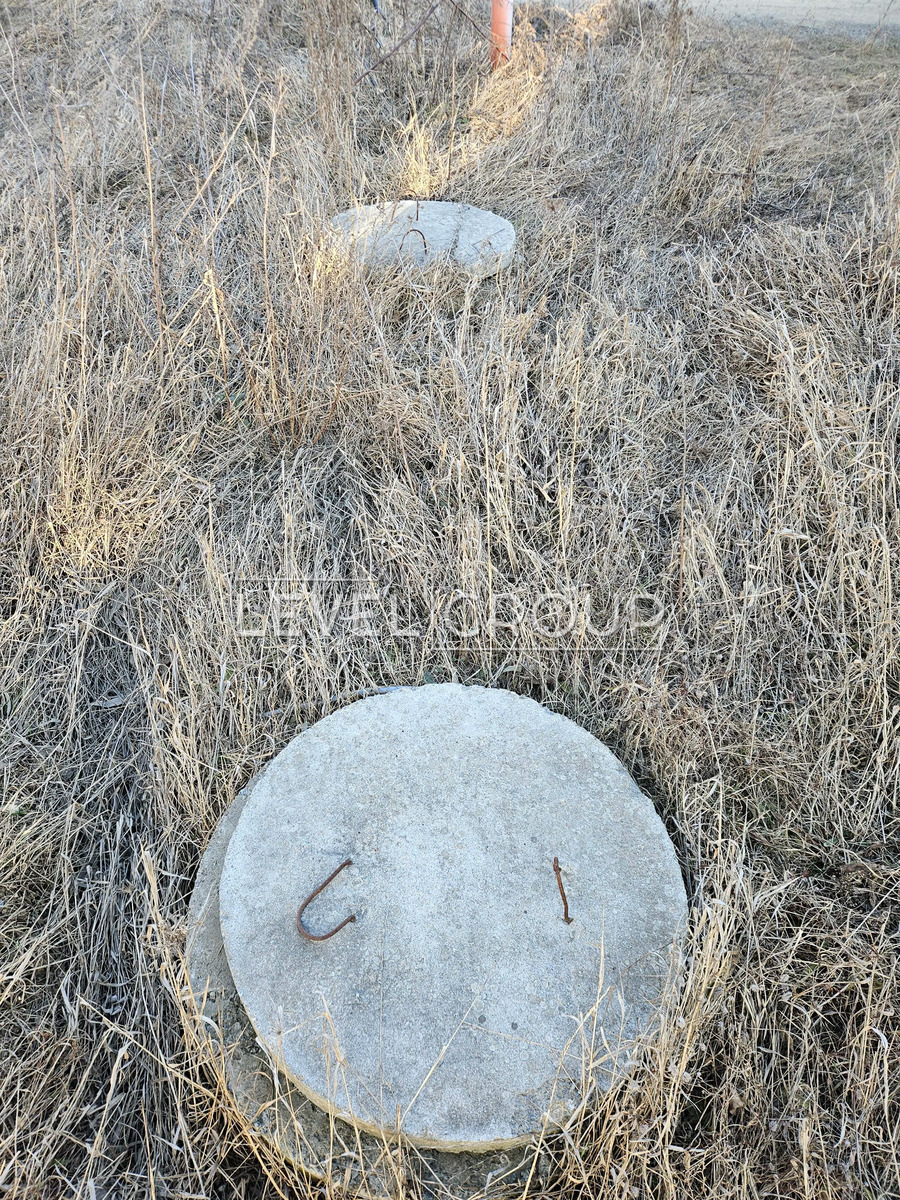 Видова вул., 1