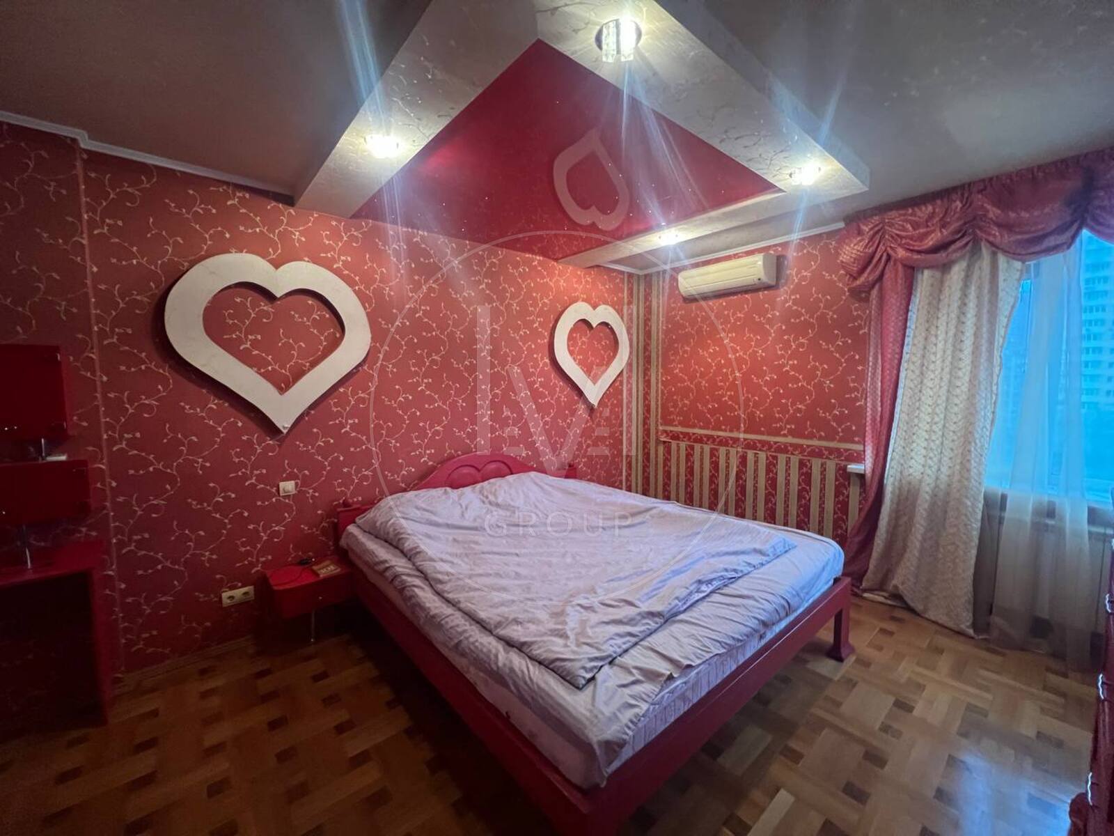 Петра Григоренка просп., 28