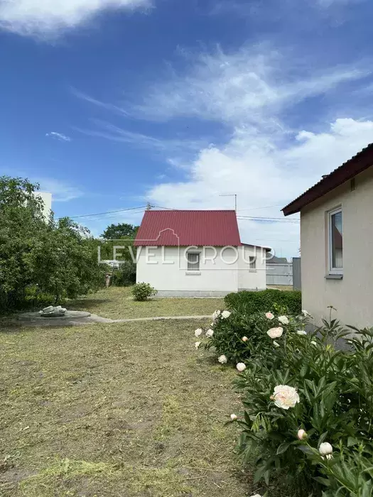 M. Karpenko St. (Kosiora), 4