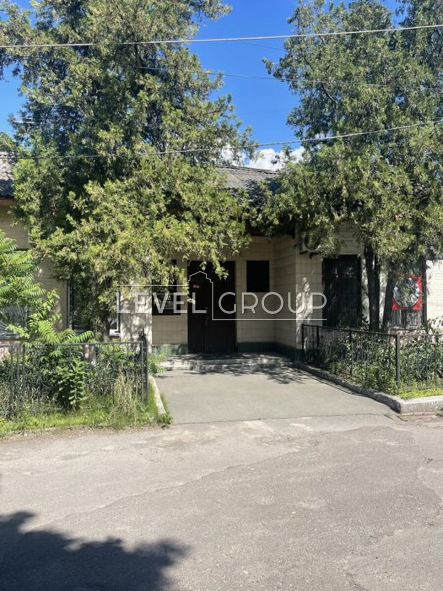 Деревообробна вул., 5д