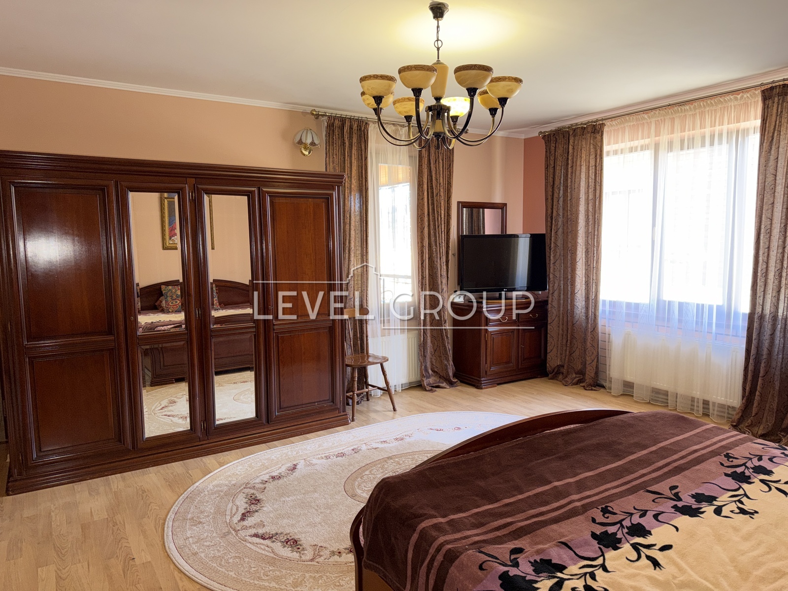 Yasnopolyanska, 33-G