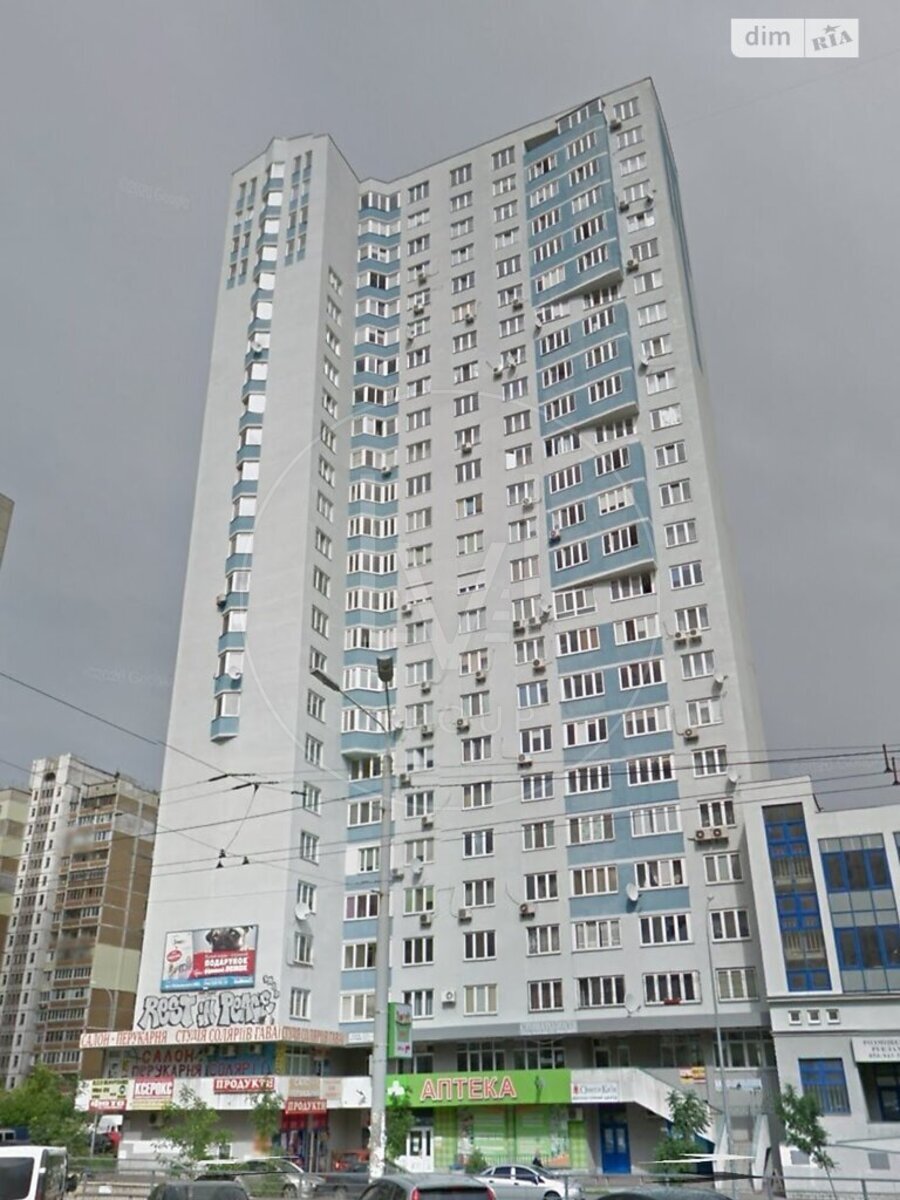 Червоної Калини просп. (Володимира Маяковського), 70