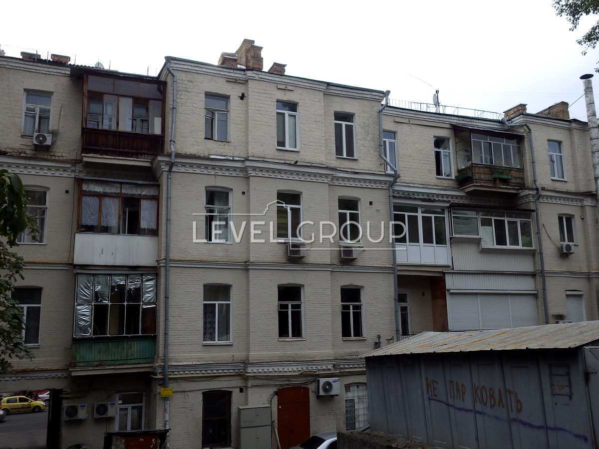 Velyka Vasylkivska St. (Chervonoarmiyska), 81