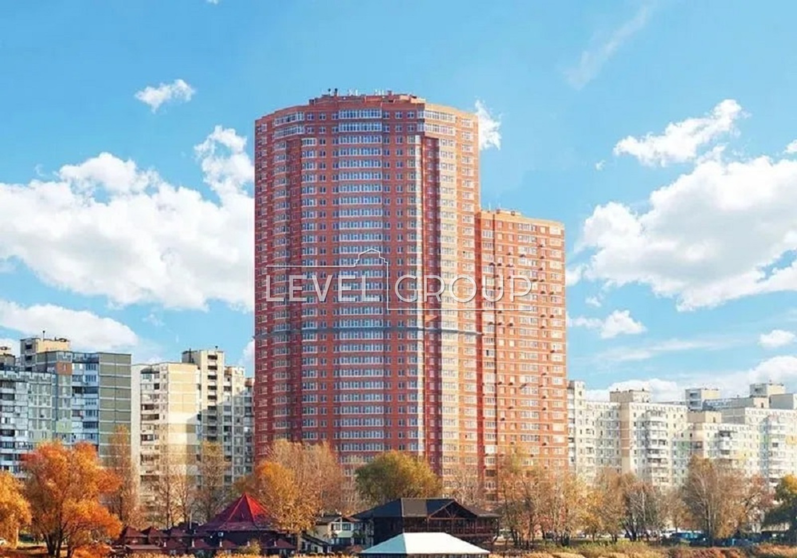 Revutskoho St., 9