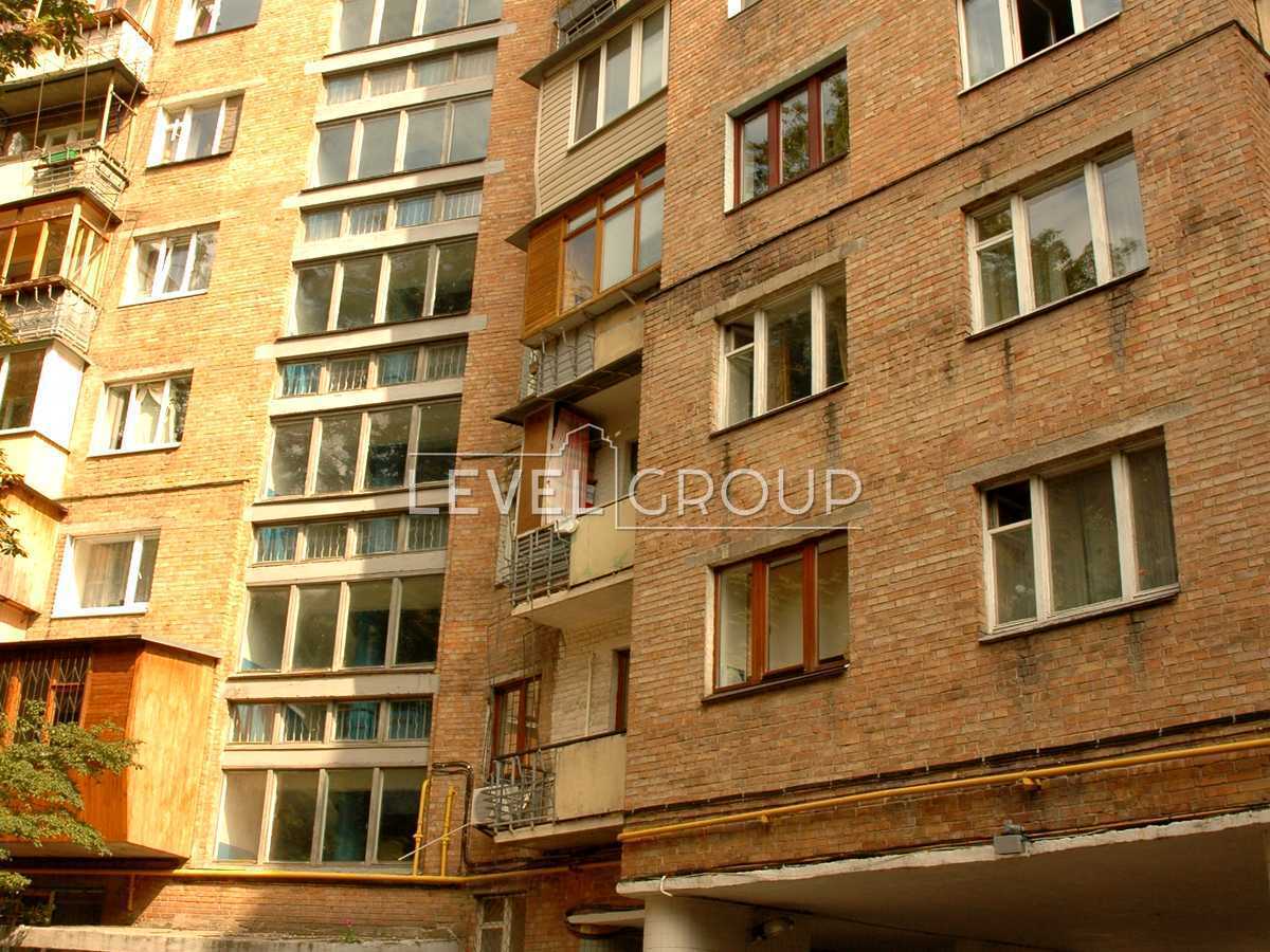 Klovsky Uzviz, 12A
