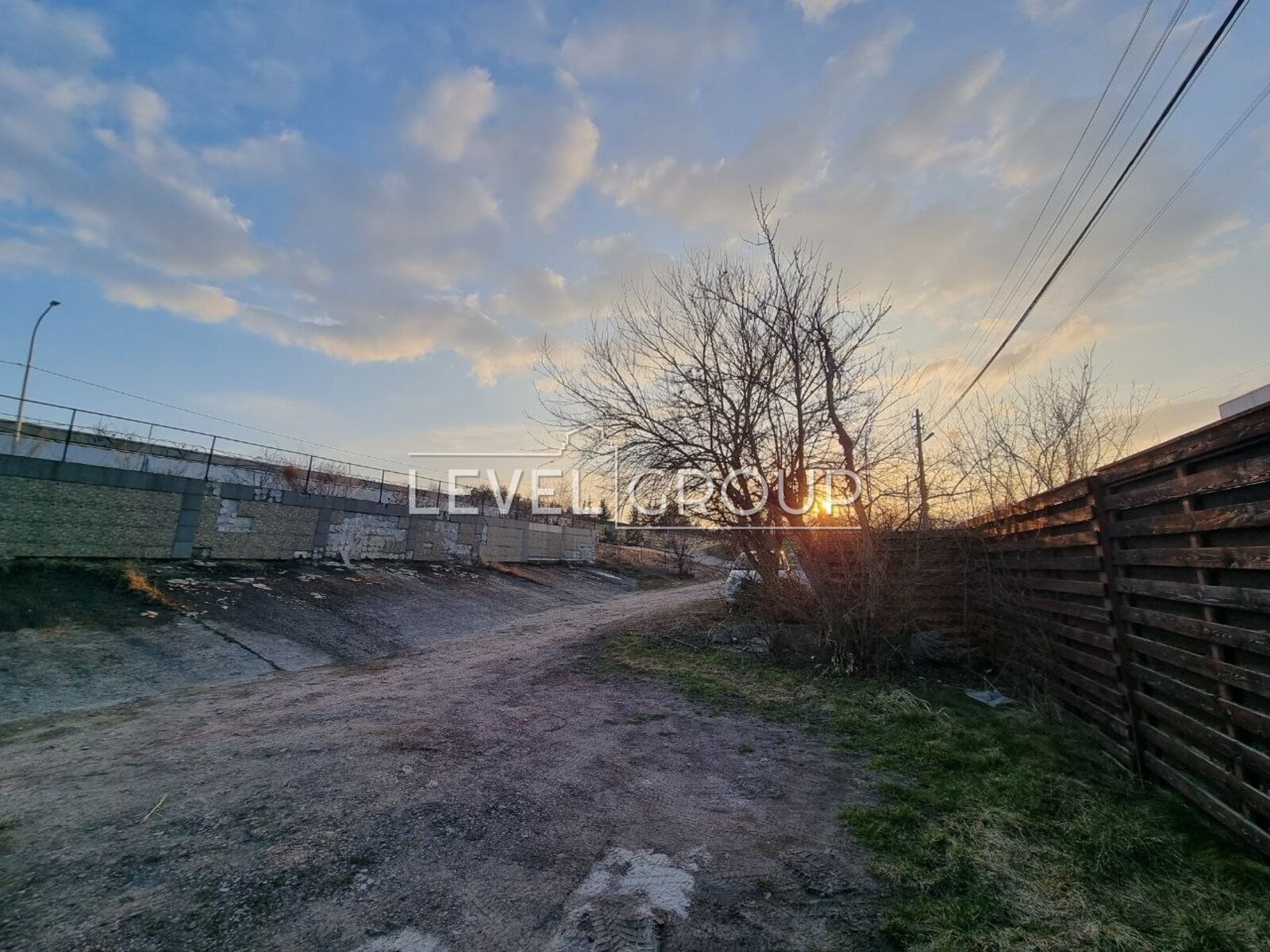 Starokyivska St., 37