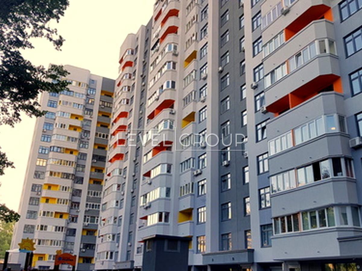 Берестейський просп. (Перемоги), 71А