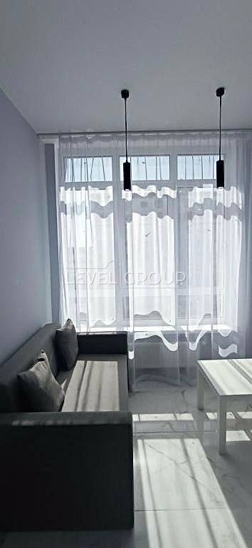 Heroes of the Heavenly Hundred Avenue, 38