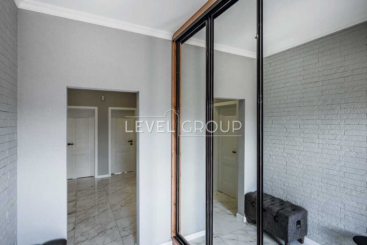 Lavandova, 25