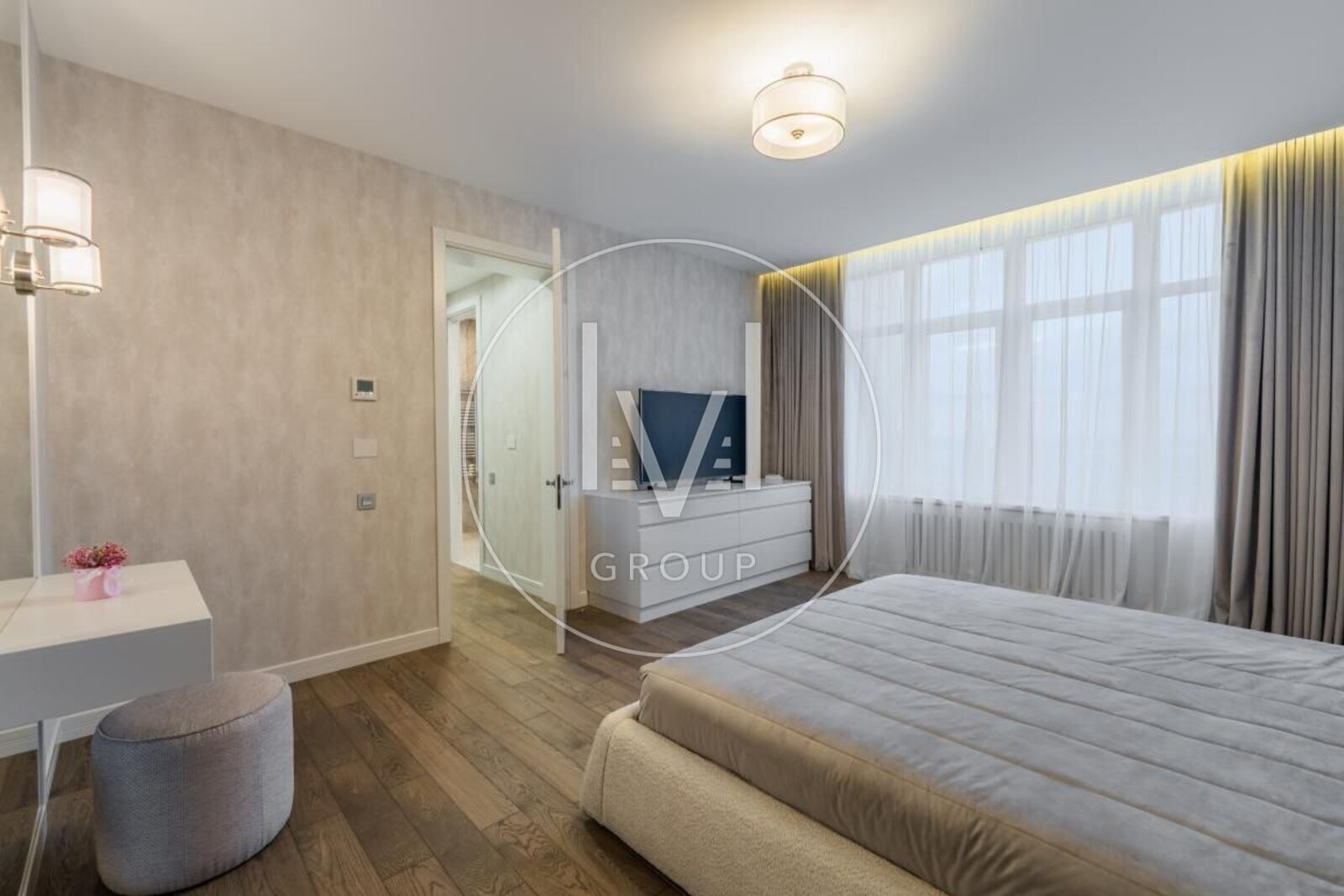 Andriy Verhoglyada str. (Mykhaila Dragomirova), 9