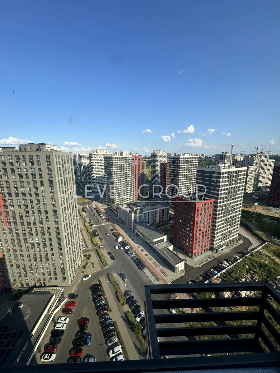 Івана Виговського вул. (Маршала Гречка), 4012