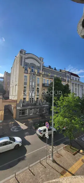 Yevhena Chykalenko St. (Pushkinska), 22