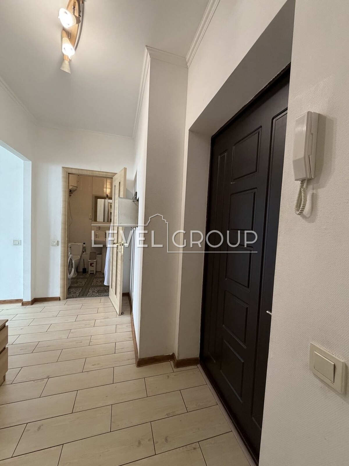 Vyshhorodska St., 45b/1