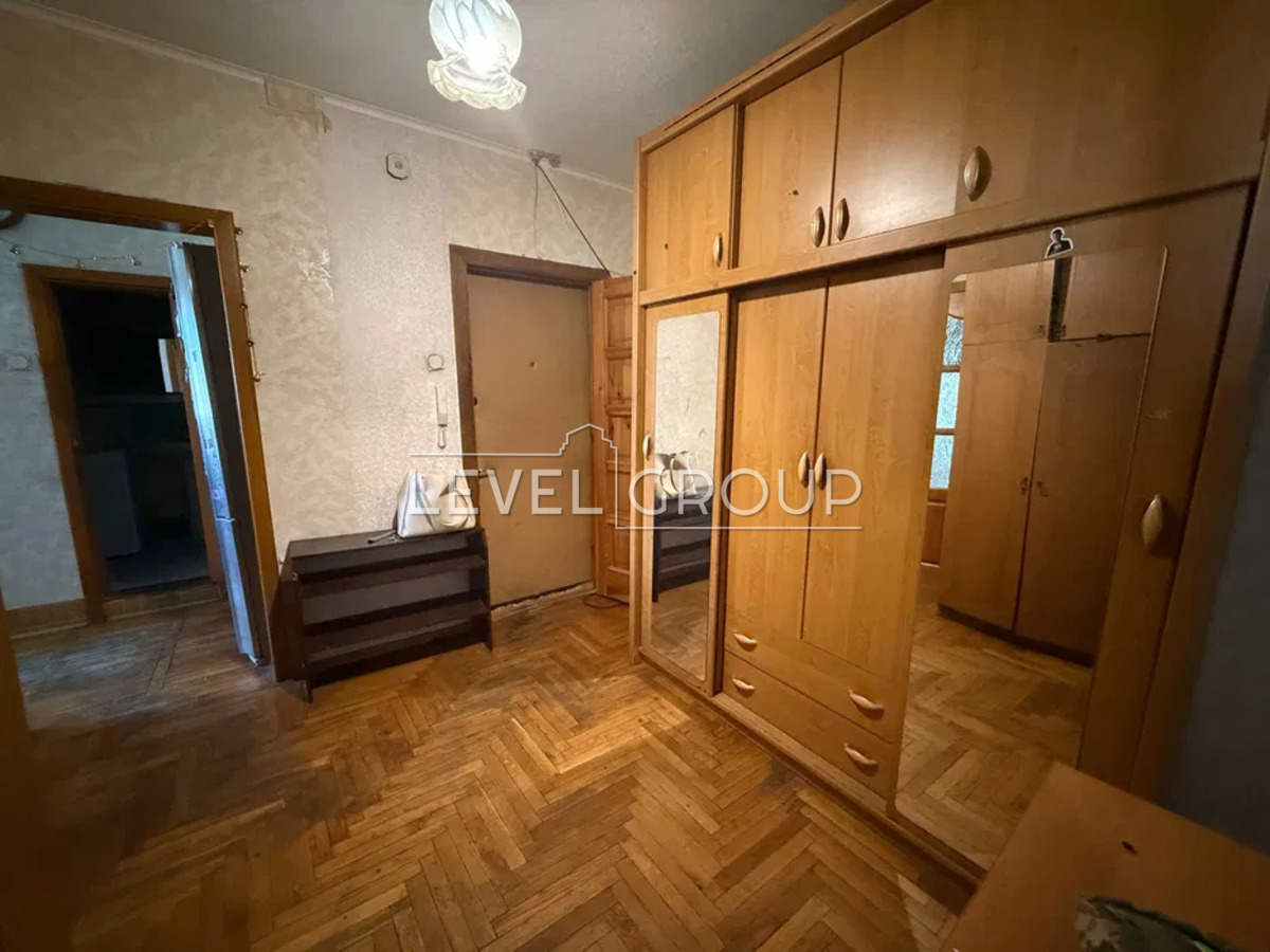 Петра Григоренка просп., 29