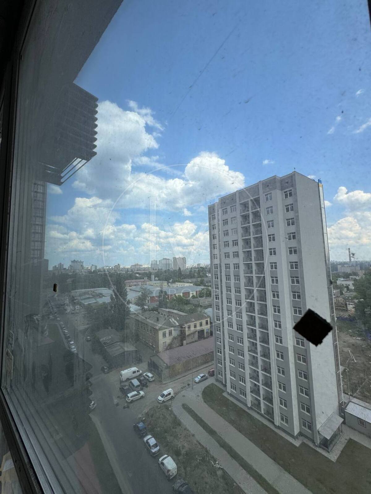 Prychalna St., 14