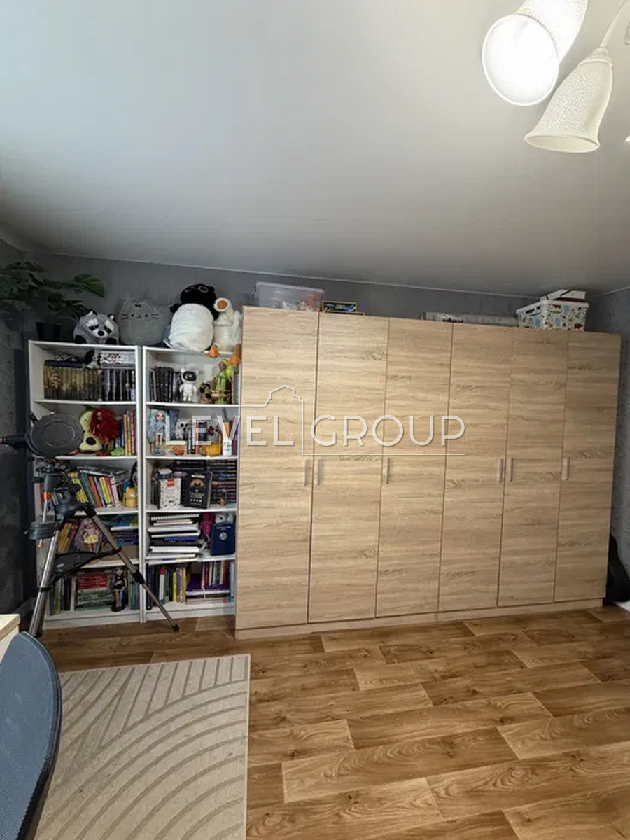 Рональда Рейгана вул. (Теодора Драйзера), 38