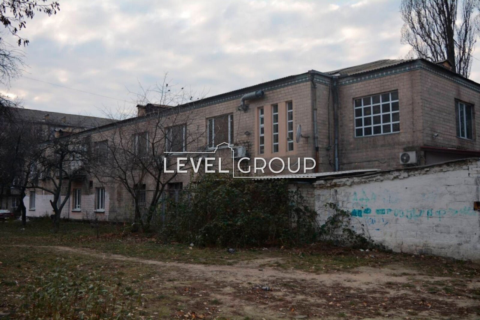 Ушинського вул., 13 а
