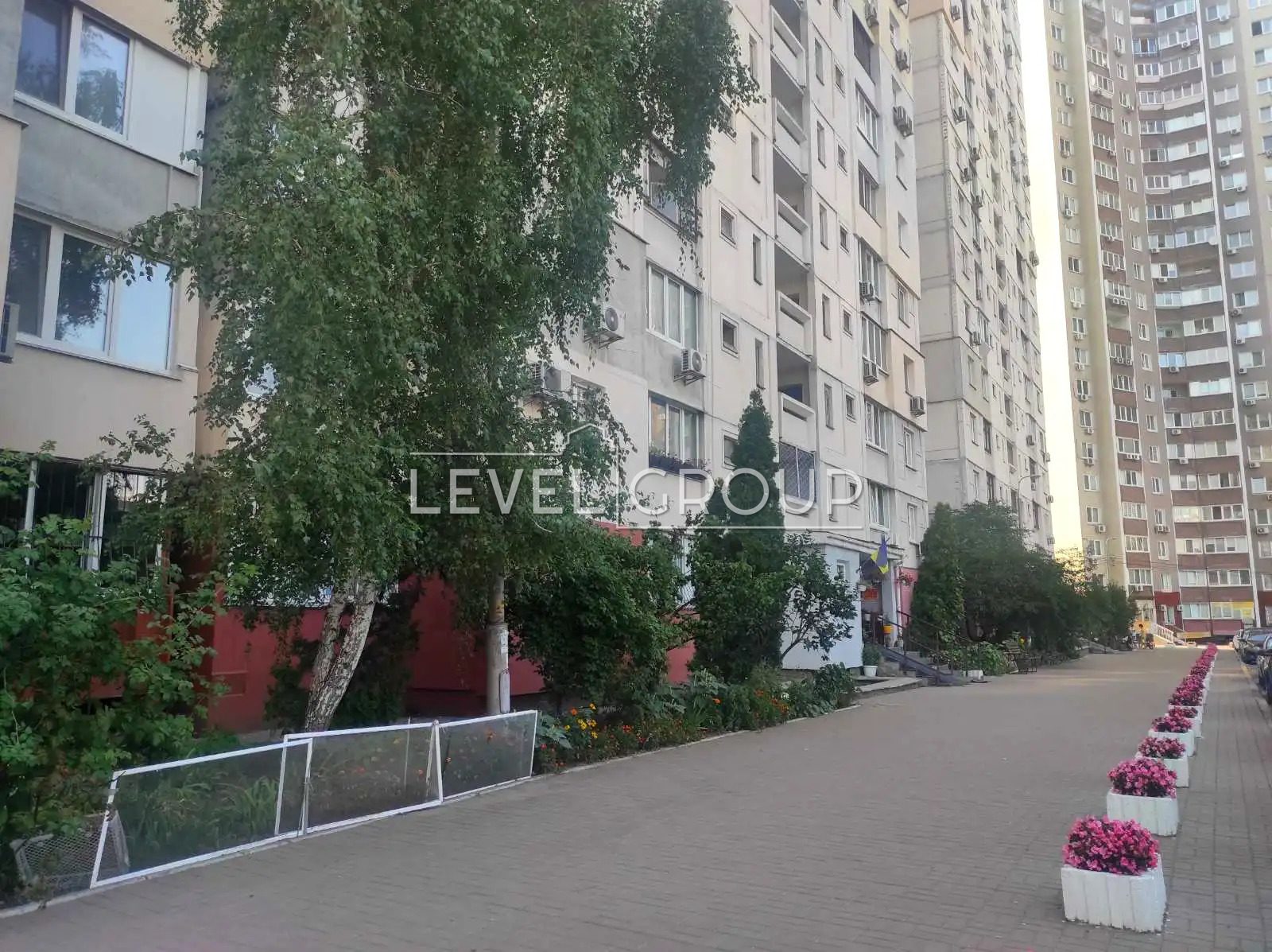 Petro Hryhorenko Ave., 18A