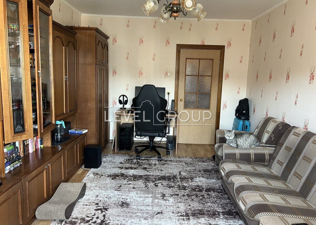 Олени Пчілки вул., 2Б