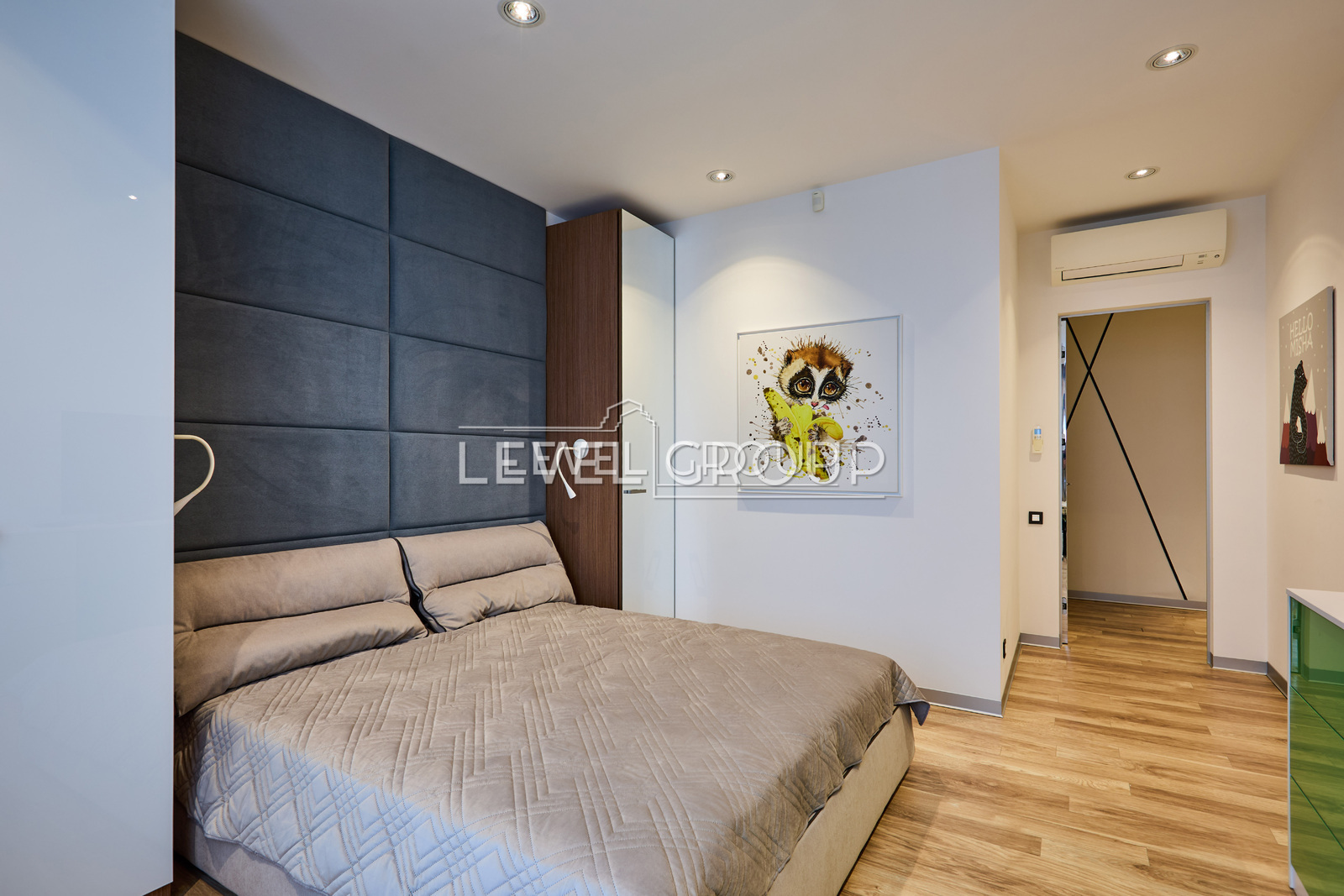 Андрія Верхогляда вул. (Михайла Драгомірова), 17