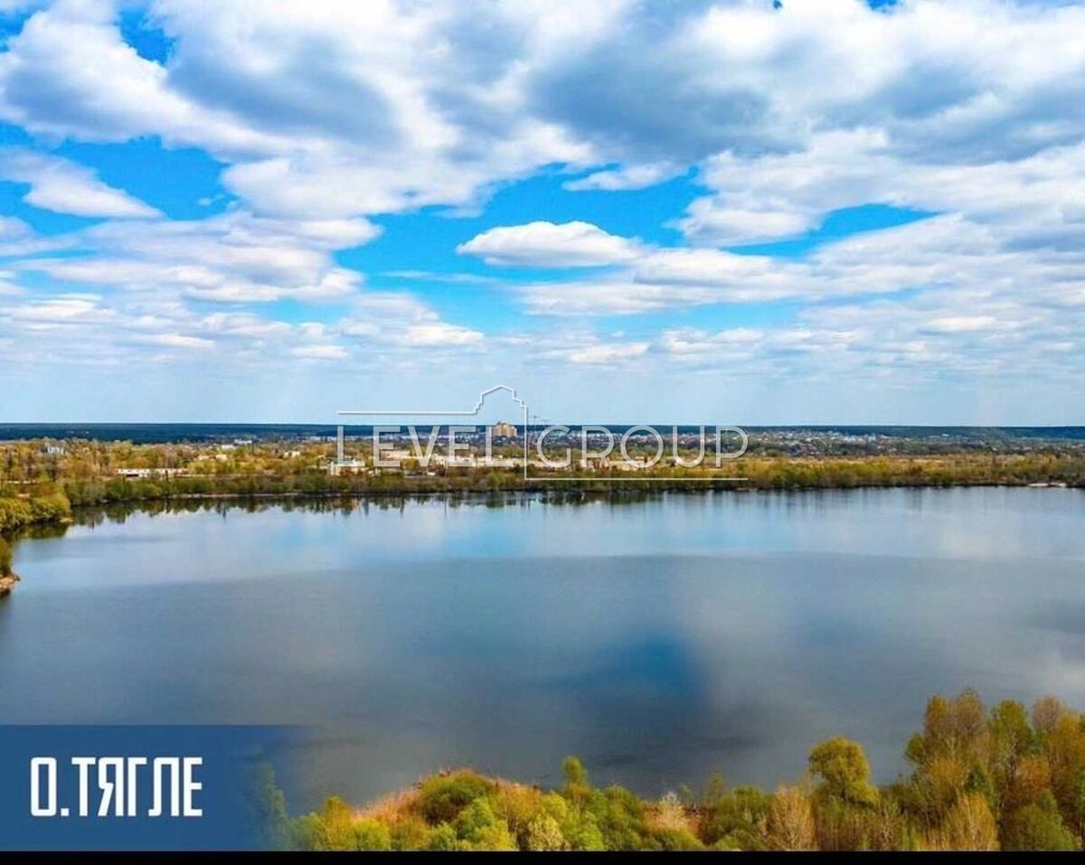 Petro Hryhorenko Ave., 46