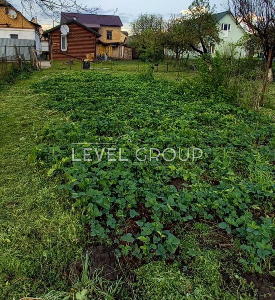 Центральна вул., 14