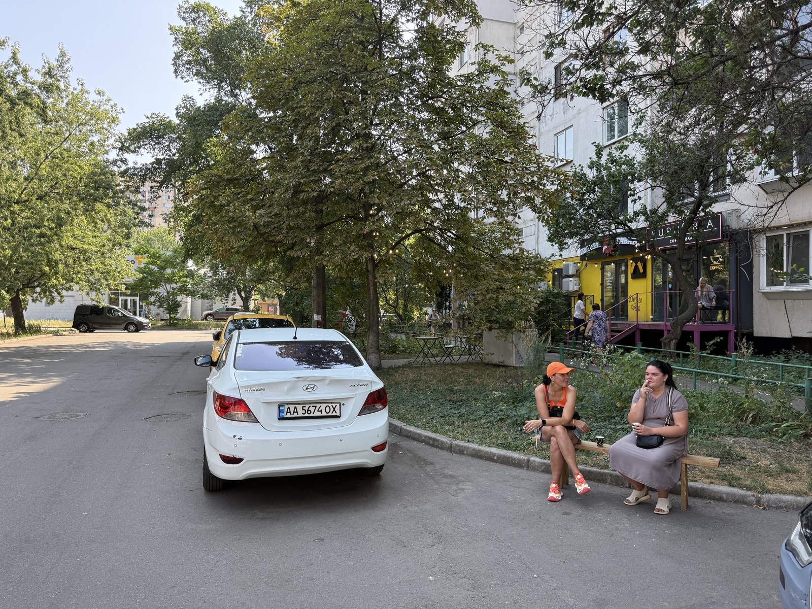 Оболонський просп., 22а