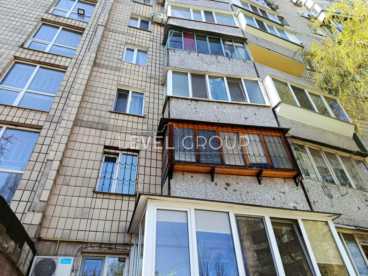 Голосіївська вул., 5