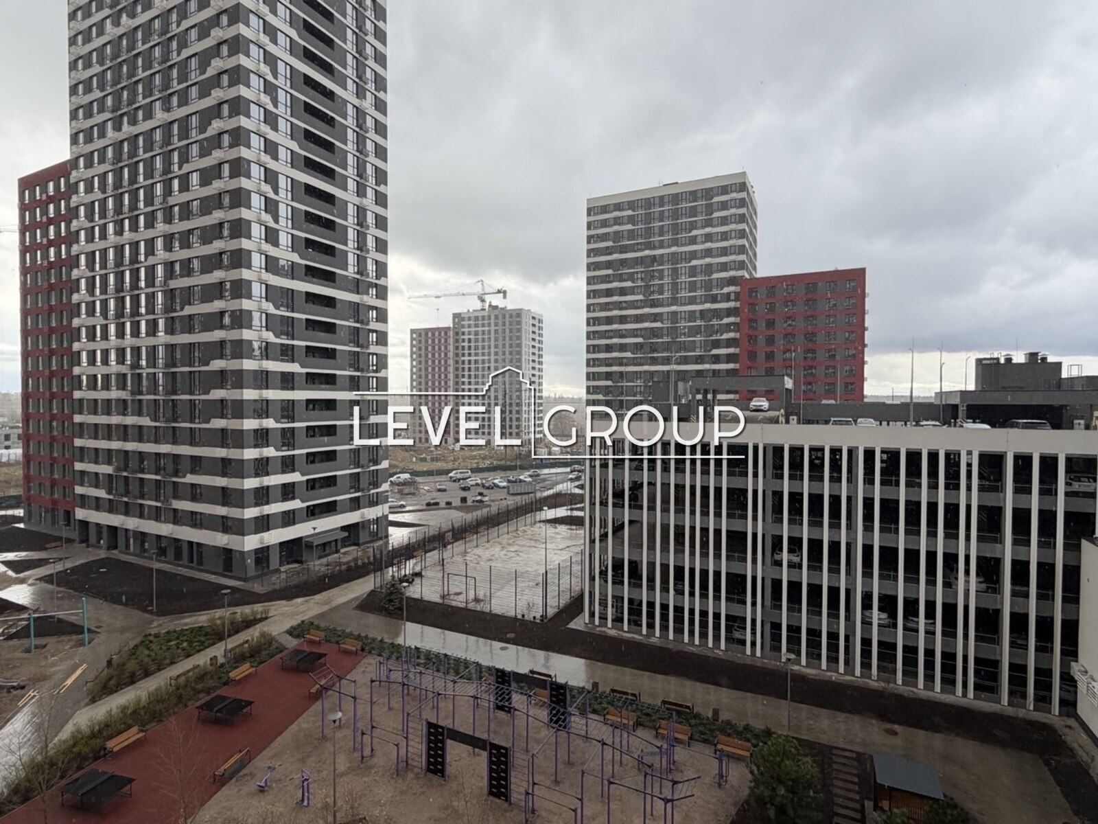 Всеволода Змієнка вул., 15/23