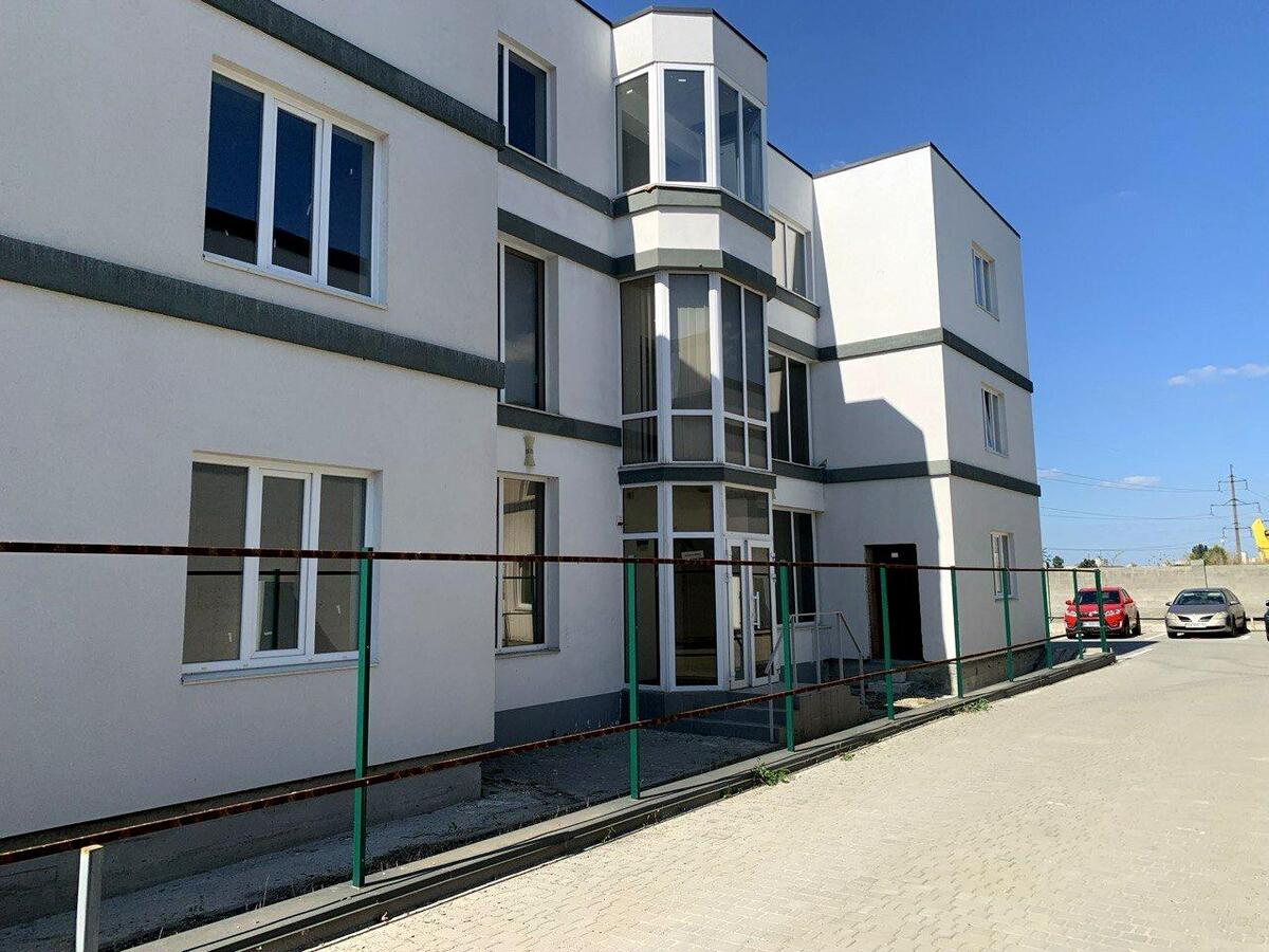 Київська, 1/8