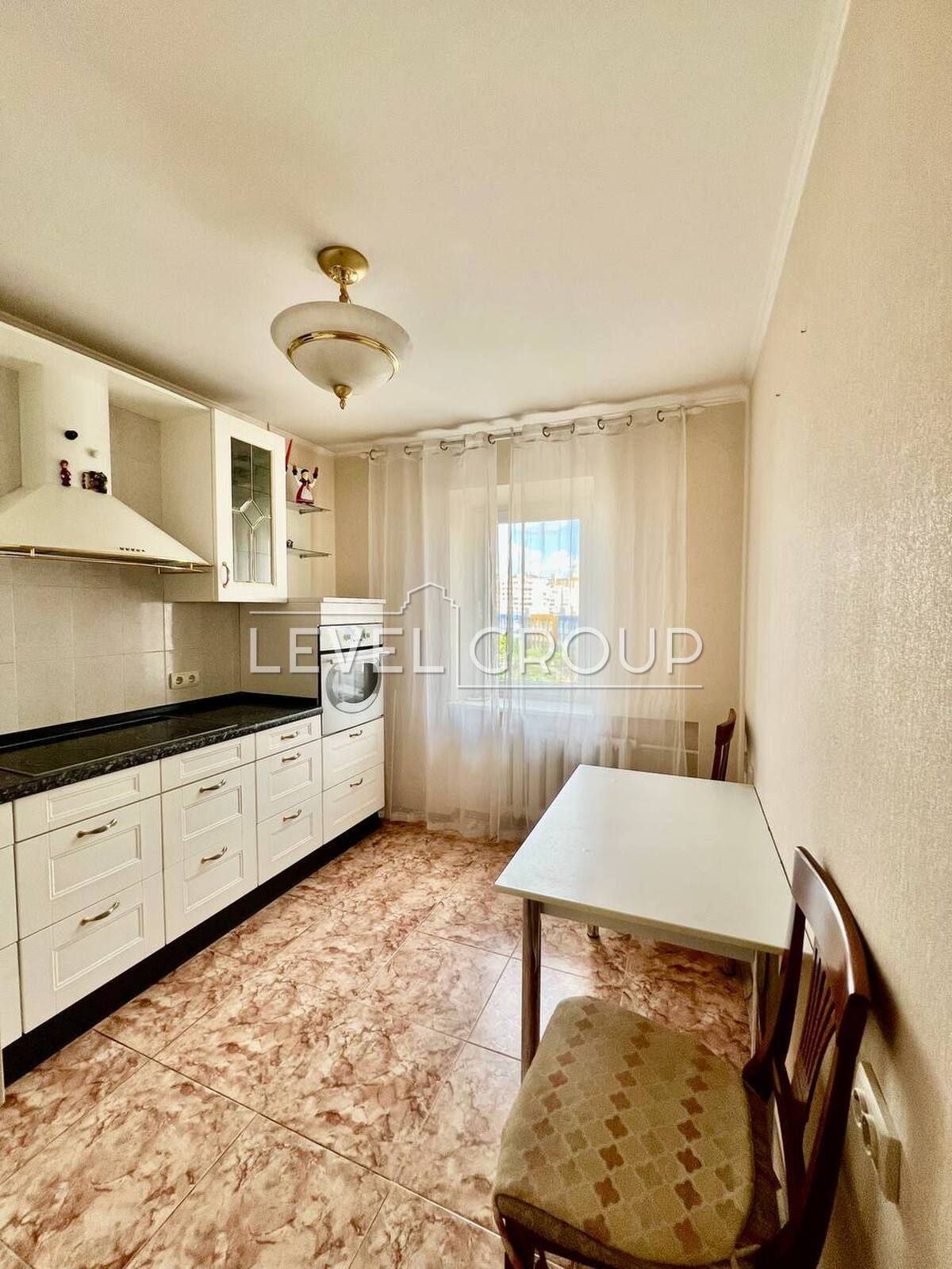 Sribnokilska St., 20
