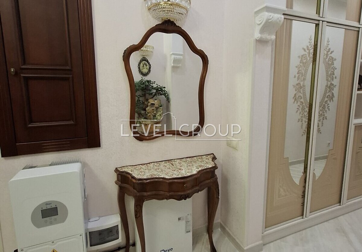 Yevhen Konovalets St. (Shchorsa), 44A